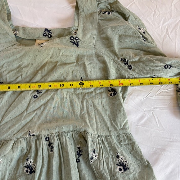 Universal Thread Blouse - Picture 4 of 4